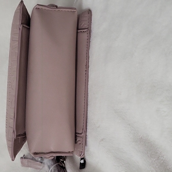 Steve Madden Blush Embossed Crossbody Bag - Picture 8 of 9